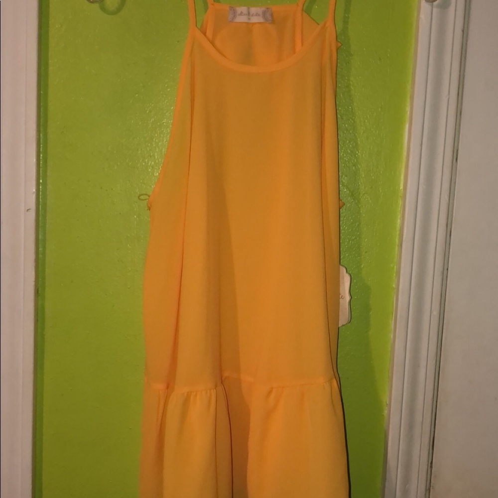 Altar’d State flowy Tank with Bow on back